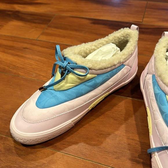 COACH NIB CITYSOLE WOMENS SKATE SNOW SNEAKERS PASTEL PINK SIGNATURE SIZE 7.5B - Picture 2 of 11